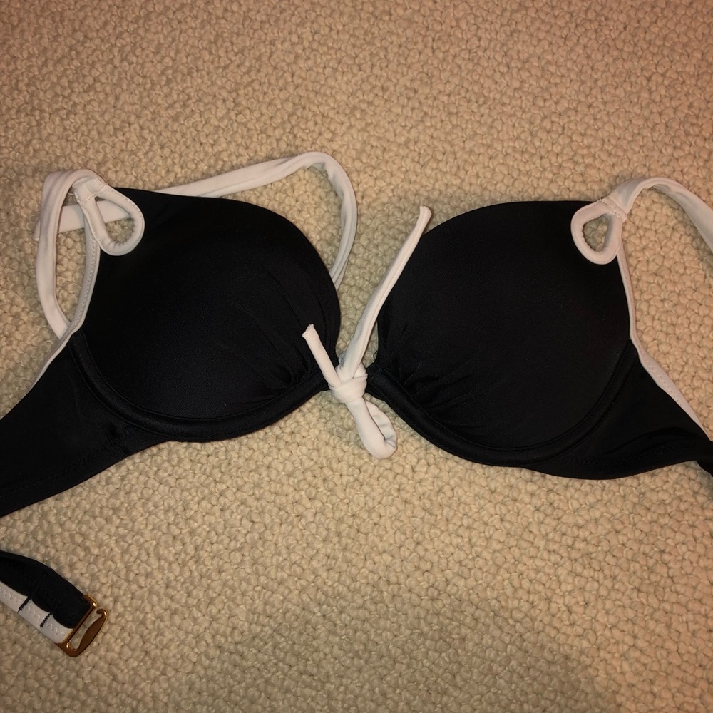 Victoria’s Secret black swimsuit top